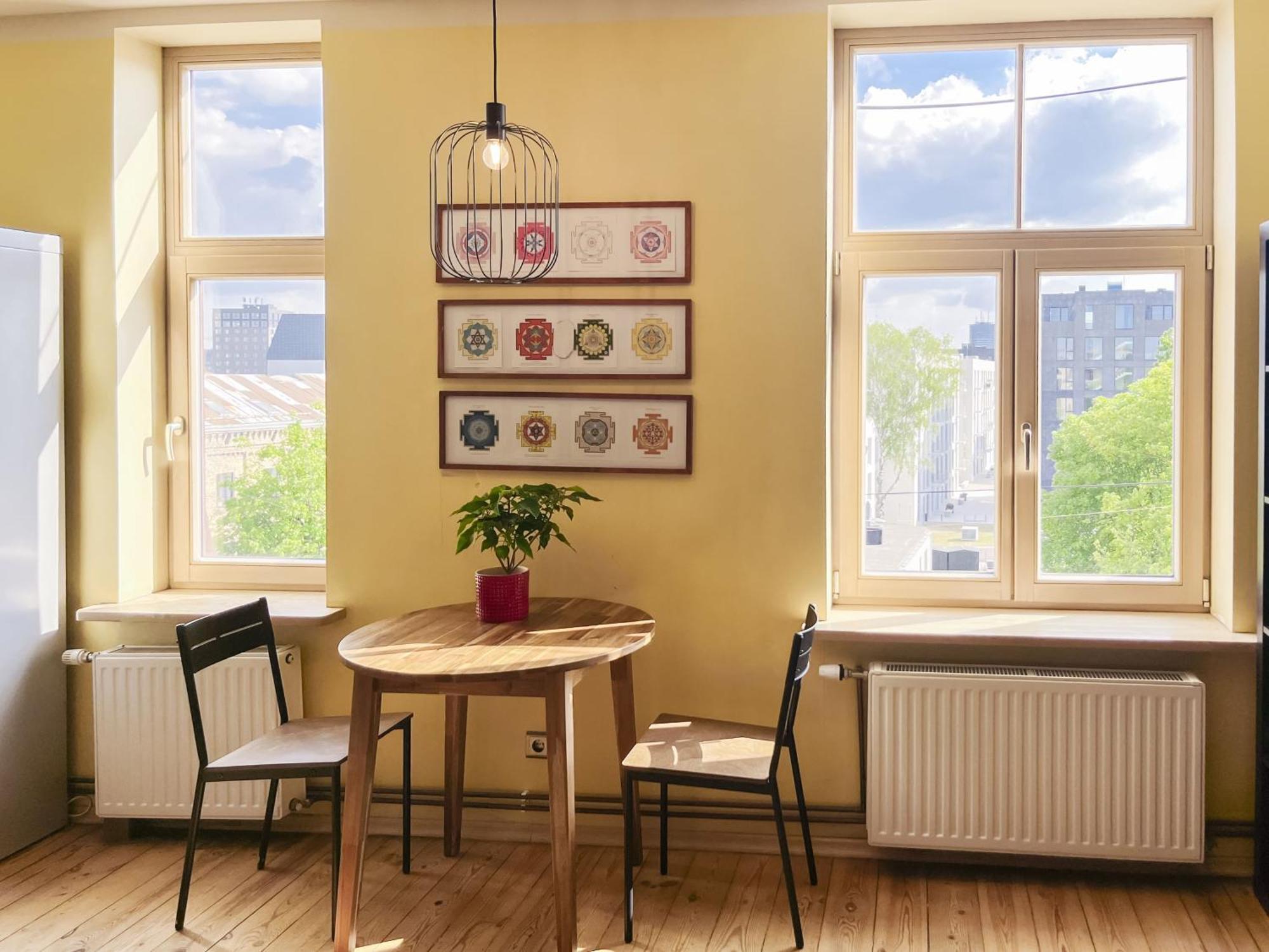 Sunny And Cozy 3room Flat, Free Parking, Free Wifi, Self Check In *