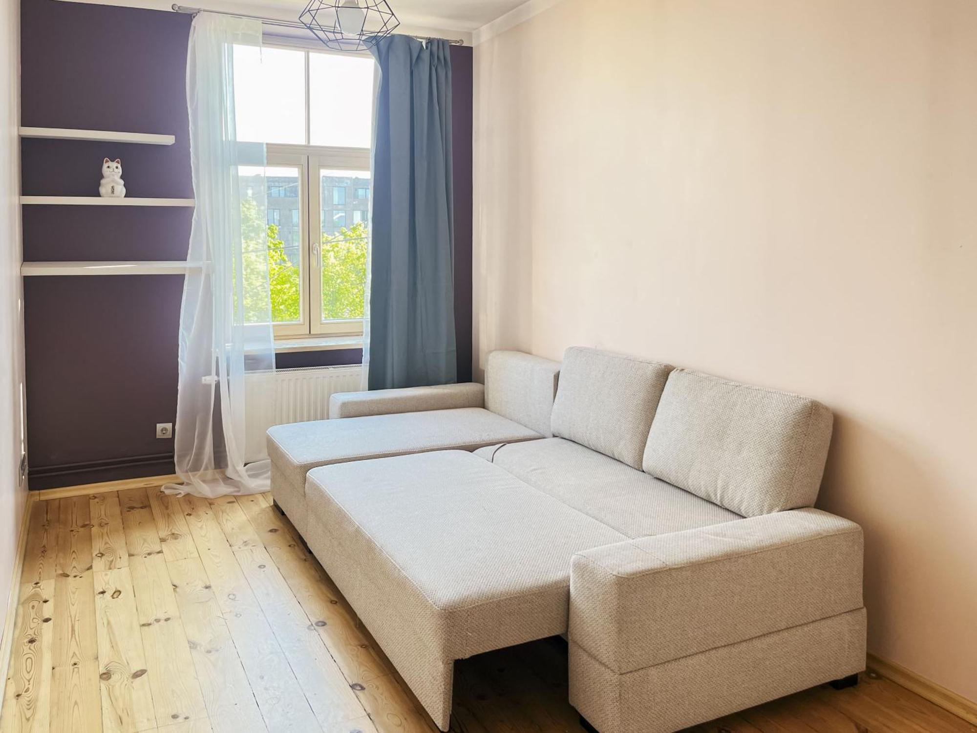 Sunny And Cozy 3room Flat, Free Parking, Free Wifi, Self Check In Apartment