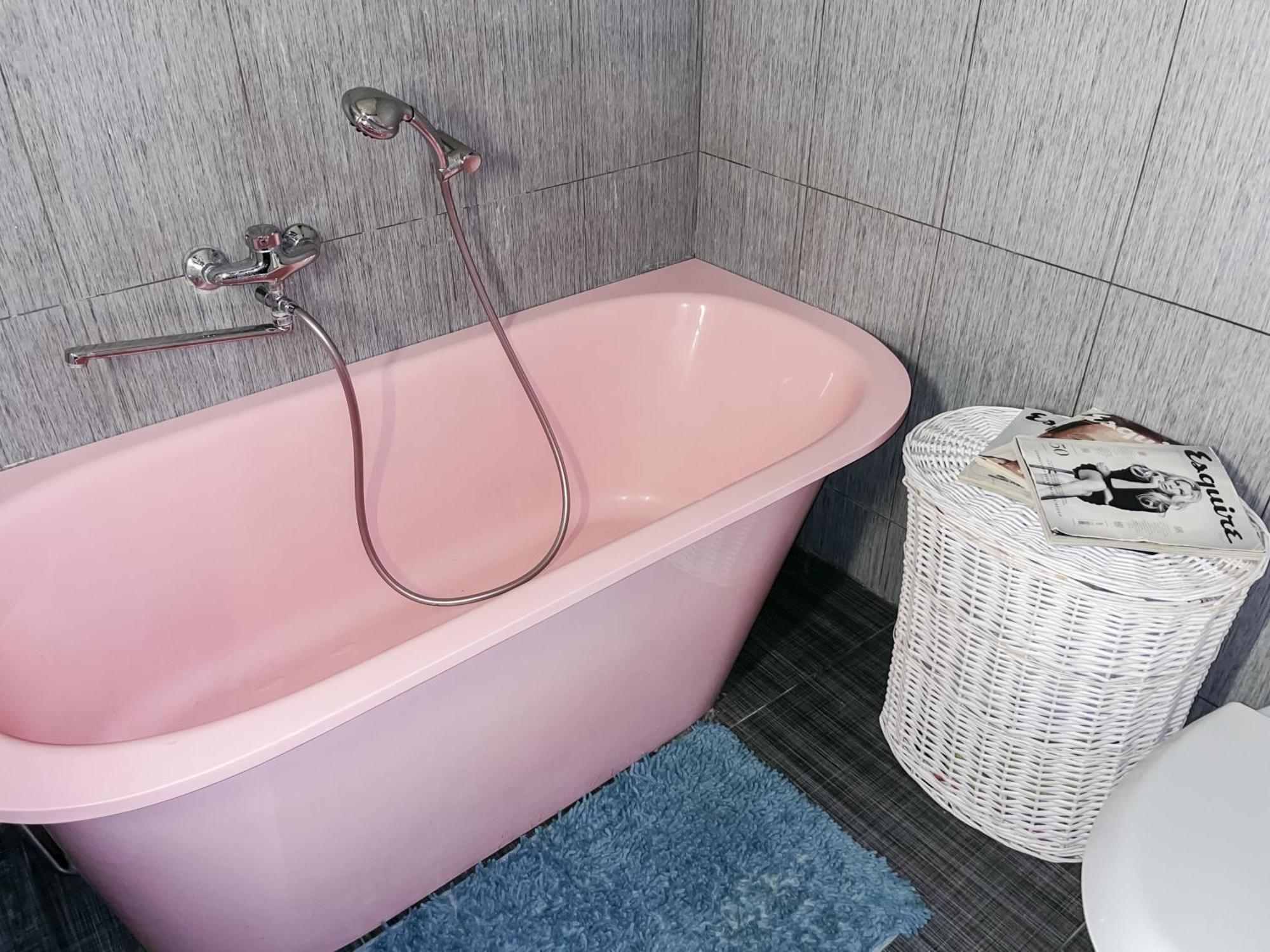 Apartment Sunny And Cozy 3room Flat, Free Parking, Free Wifi, Self Check In Riga