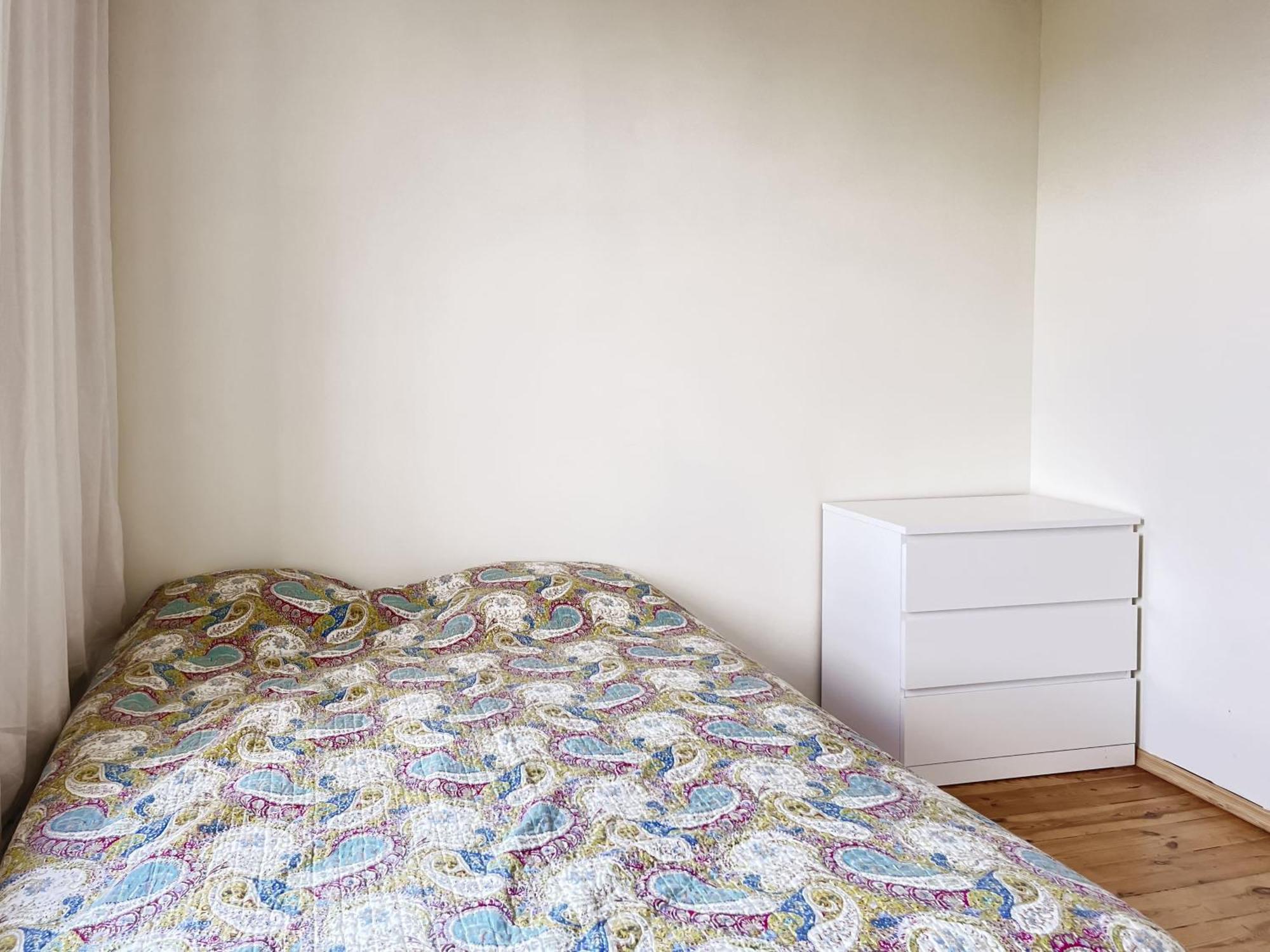 Sunny And Cozy 3room Flat, Free Parking, Free Wifi, Self Check In Apartment