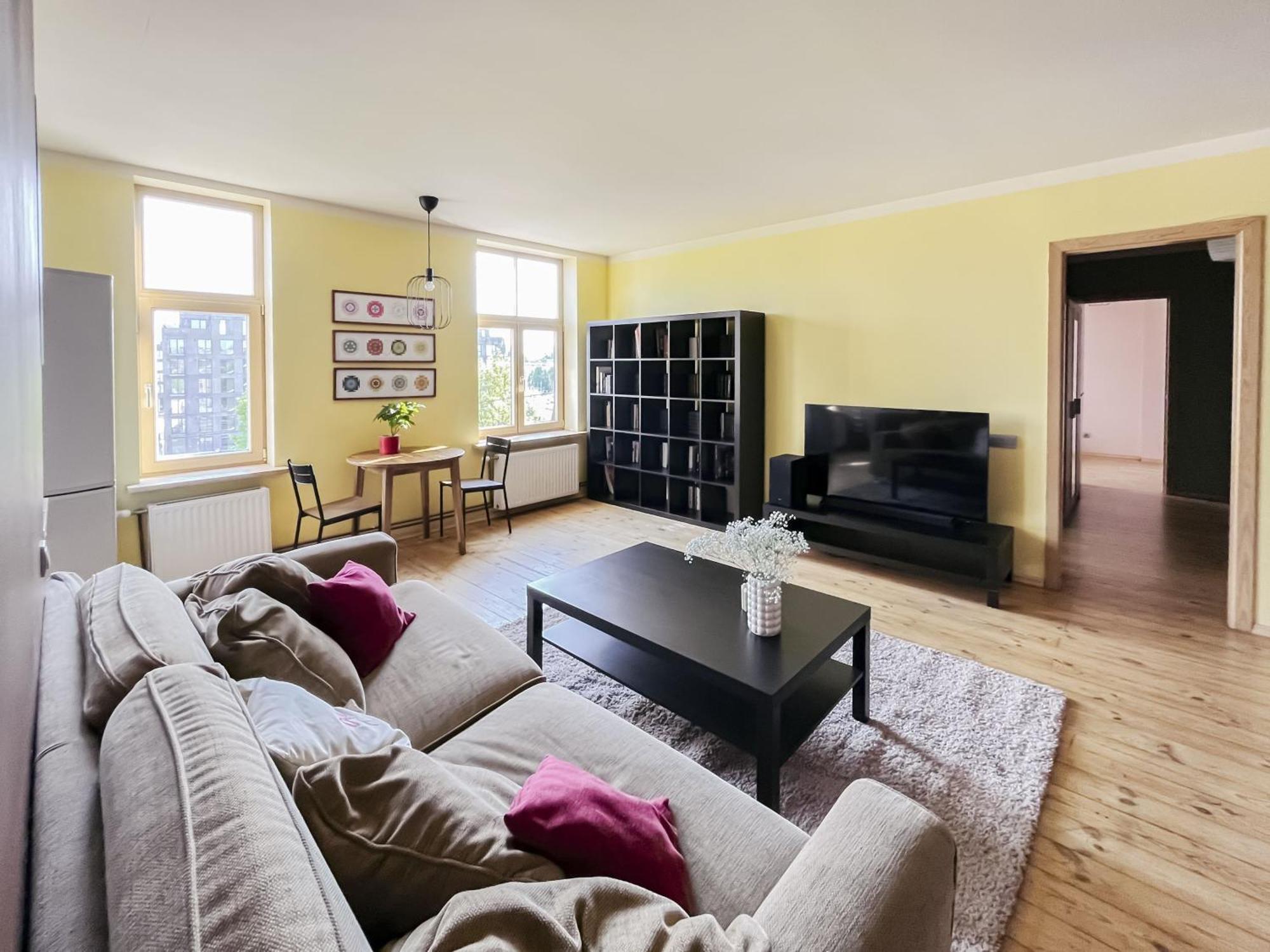 Sunny And Cozy 3room Flat, Free Parking, Free Wifi, Self Check In