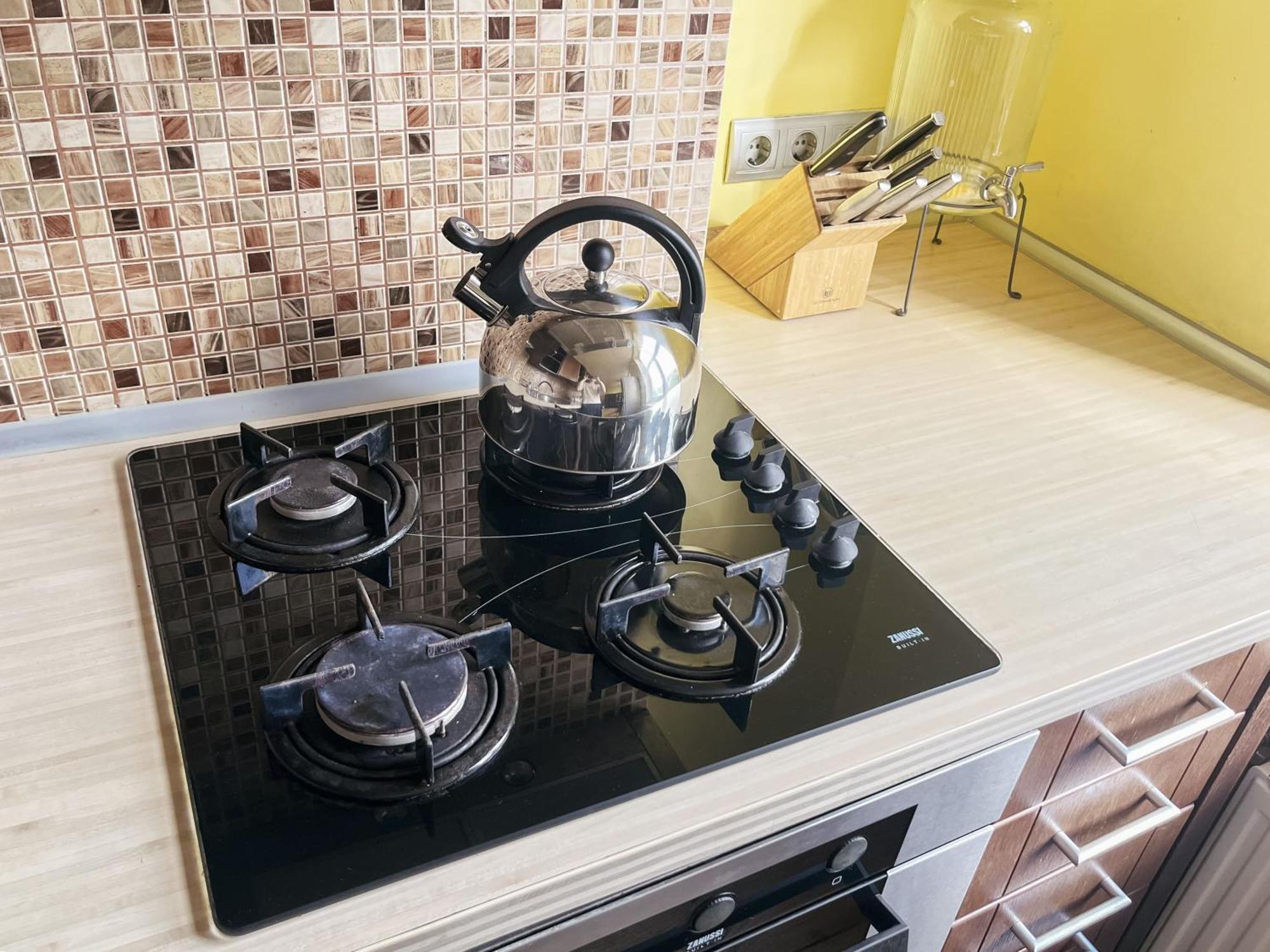 Sunny And Cozy 3room Flat, Free Parking, Free Wifi, Self Check In Apartment Riga