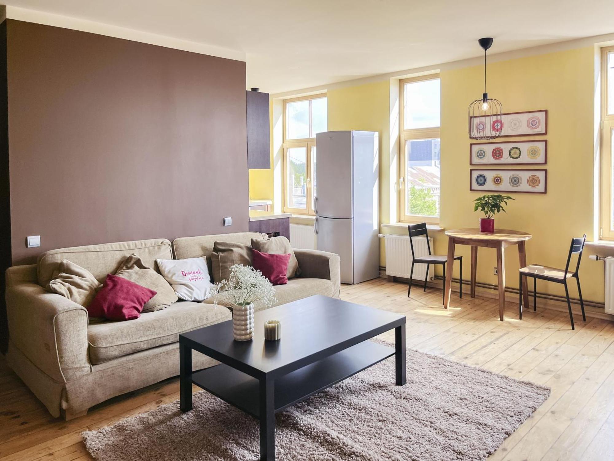 Sunny And Cozy 3room Flat, Free Parking, Free Wifi, Self Check In